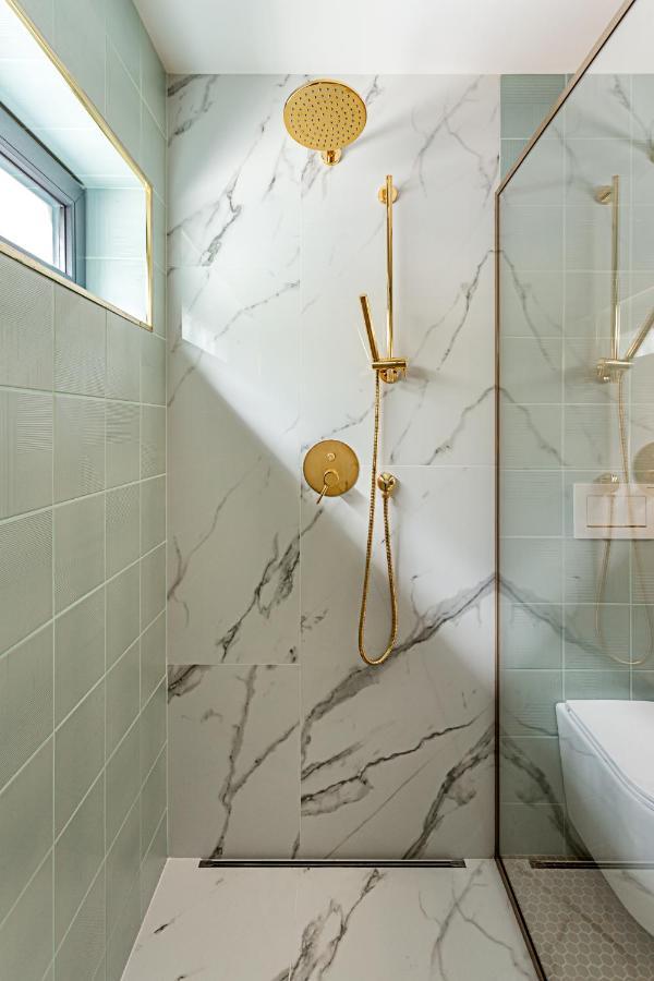 Designer Apartment In The City Center Cluj-Napoca Luaran gambar